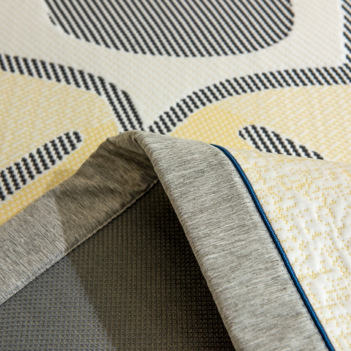 91家纺网 家纺一手货源 找家纺 印季家纺 2026新款卡通大版提花冰爽凉感丝凉席席子 香蕉人