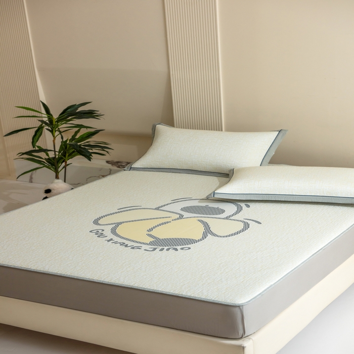 91家纺网 家纺一手货源 找家纺 印季家纺 2026新款卡通大版提花冰爽凉感丝凉席席子 香蕉人