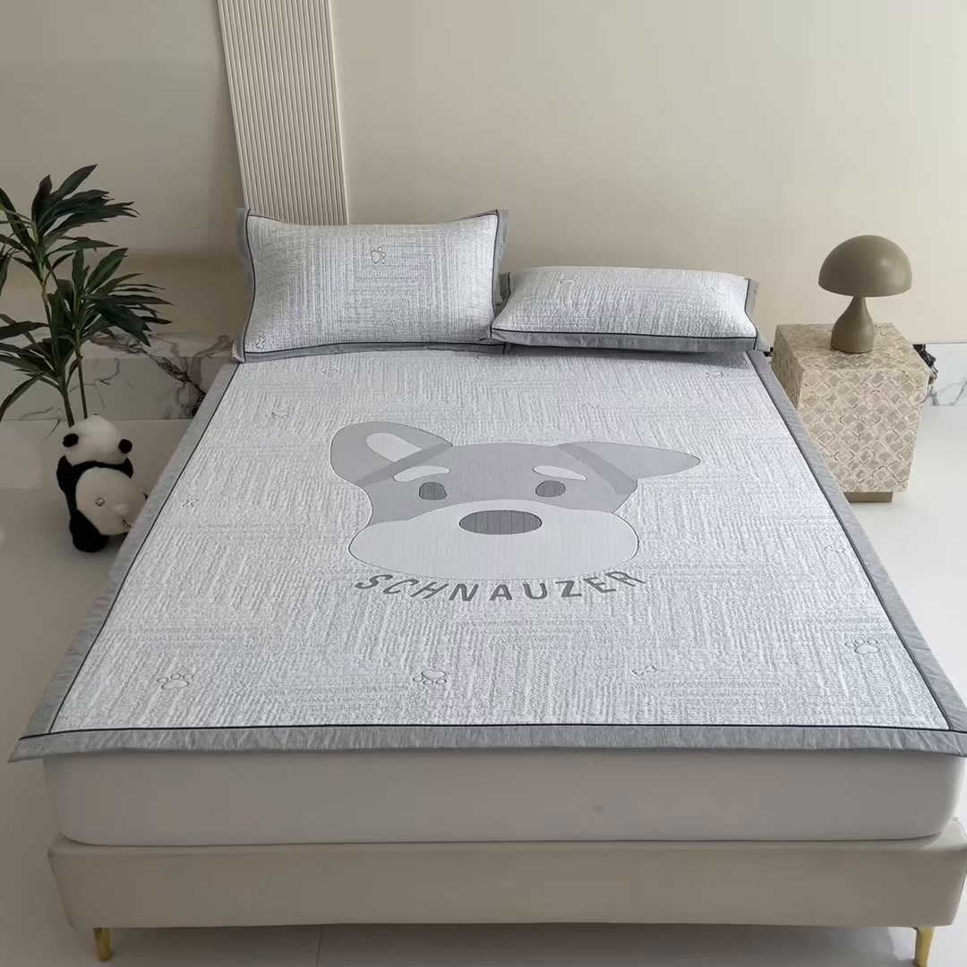 91家纺网 家纺一手货源 找家纺 印季家纺 2026新款卡通大版提花冰爽凉感丝凉席席子 雪纳瑞