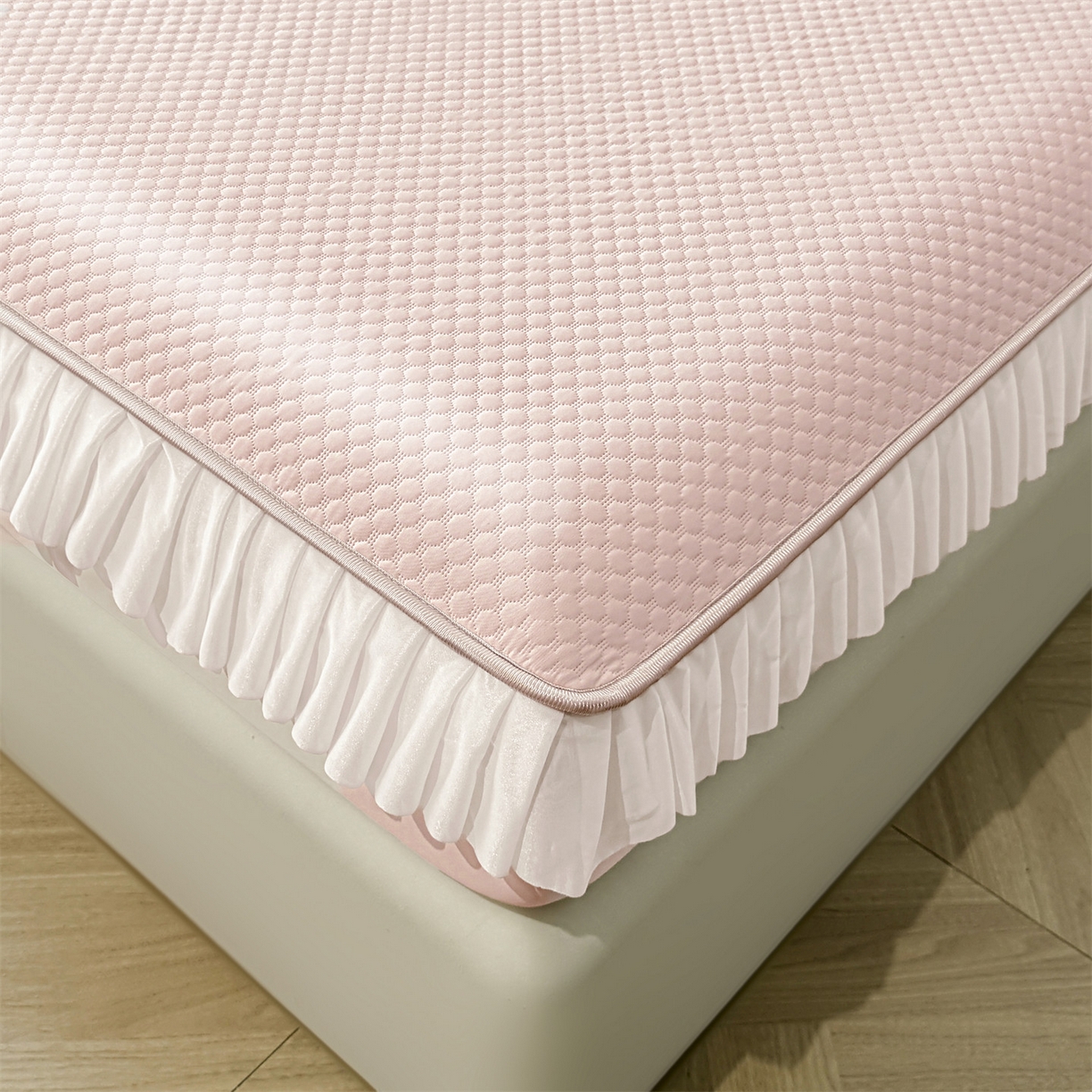 91家纺网 家纺一手货源 找家纺 雯豆家纺 2026新款A类凉感丝花边床笠款凉席席子凉席 凉感丝花边床笠-胭脂粉