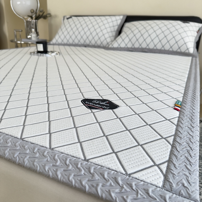 91家纺网 家纺一手货源 找家纺 印季家纺 2026新款轻奢简约凉感丝泡泡席-格调凉席（床席款） 银灰