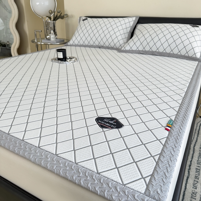 91家纺网 家纺一手货源 找家纺 印季家纺 2026新款轻奢简约凉感丝泡泡席-格调凉席（床席款） 银灰