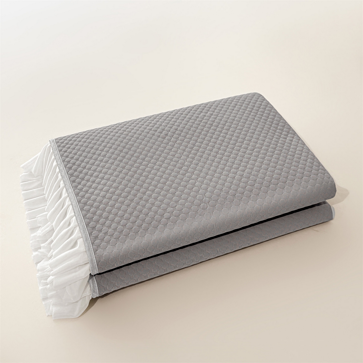 91家纺网 家纺一手货源 找家纺 雯豆家纺 2026新款A类凉感丝花边床笠款凉席席子凉席 凉感丝花边床笠-轻奢灰