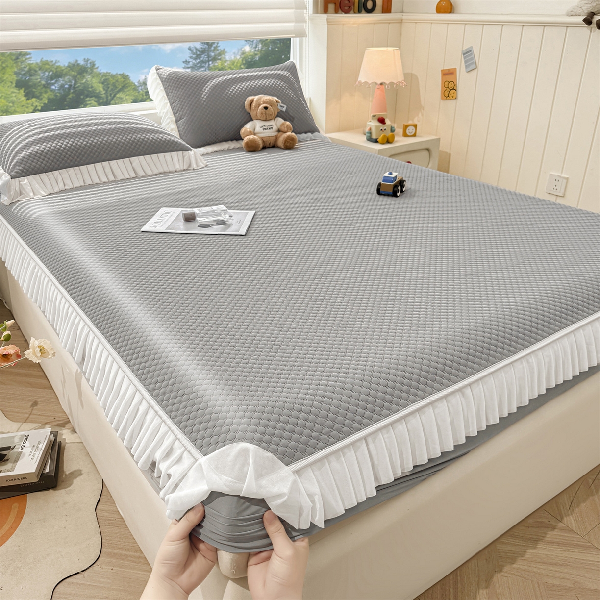 91家纺网 家纺一手货源 找家纺 雯豆家纺 2026新款A类凉感丝花边床笠款凉席席子凉席 凉感丝花边床笠-轻奢灰