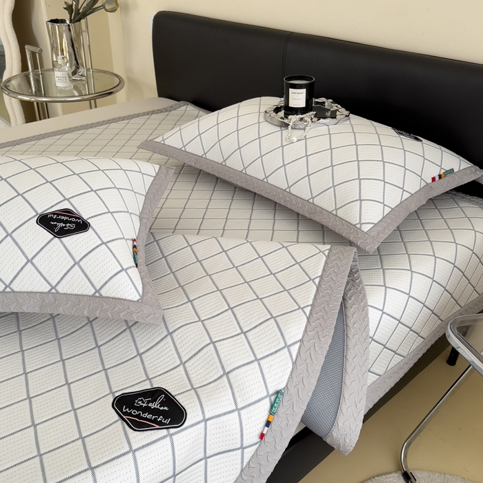 91家纺网 家纺一手货源 找家纺 （总）印季家纺 2026新款轻奢简约凉感丝泡泡席-格调凉席（床笠款）