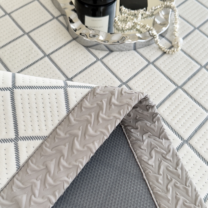 91家纺网 家纺一手货源 找家纺 印季家纺 2026新款轻奢简约凉感丝泡泡席-格调凉席（床笠款） 藏蓝