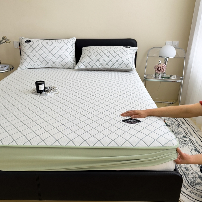 91家纺网 家纺一手货源 找家纺 印季家纺 2026新款轻奢简约凉感丝泡泡席-格调凉席（床笠款） 墨绿