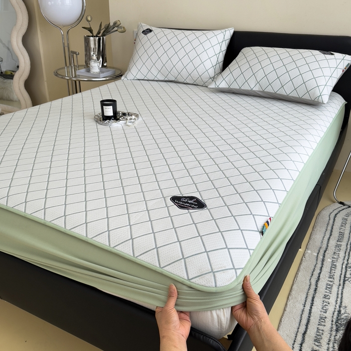 91家纺网 家纺一手货源 找家纺 印季家纺 2026新款轻奢简约凉感丝泡泡席-格调凉席（床笠款） 墨绿