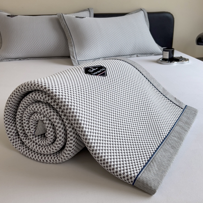 91家纺网 家纺一手货源 找家纺 印季家纺 2026新款凉感系列-华夫格凉感丝软席（床席款） 银灰