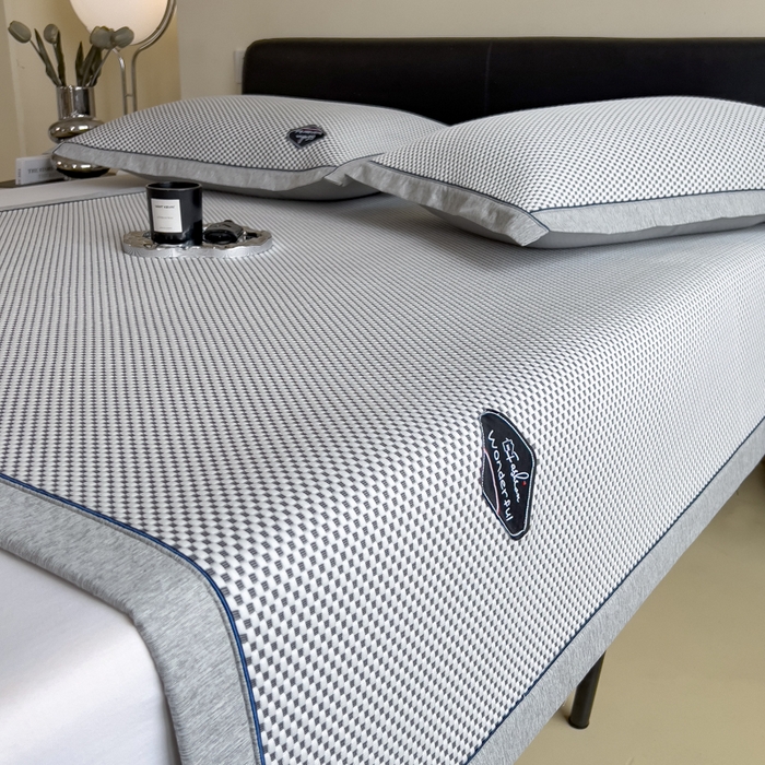 91家纺网 家纺一手货源 找家纺 印季家纺 2026新款凉感系列-华夫格凉感丝软席（床席款） 银灰