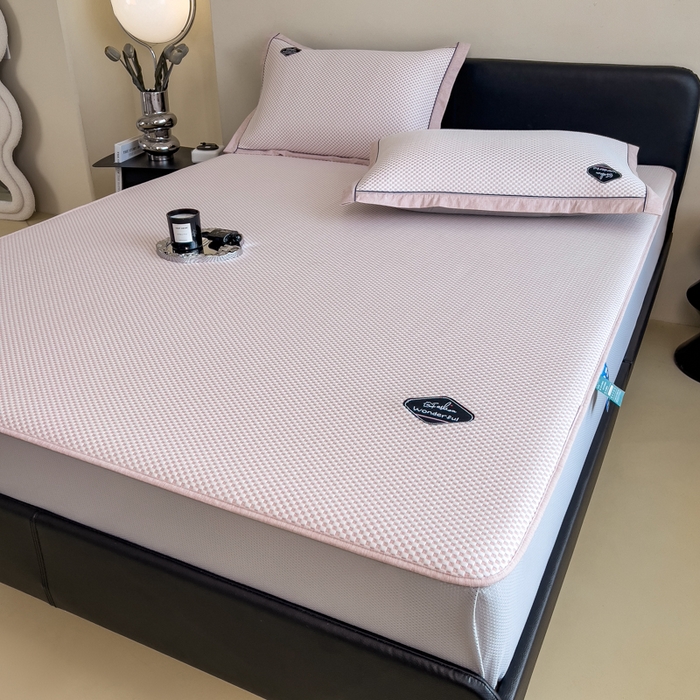 91家纺网 家纺一手货源 找家纺 印季家纺 2026新款凉感系列-华夫格凉感丝软席（床席款） 浅粉