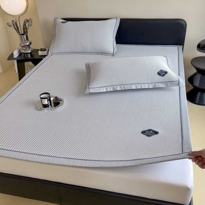 91家纺网 家纺一手货源 找家纺 印季家纺 2026新款凉感系列-华夫格凉感丝软席（床笠款） 银灰