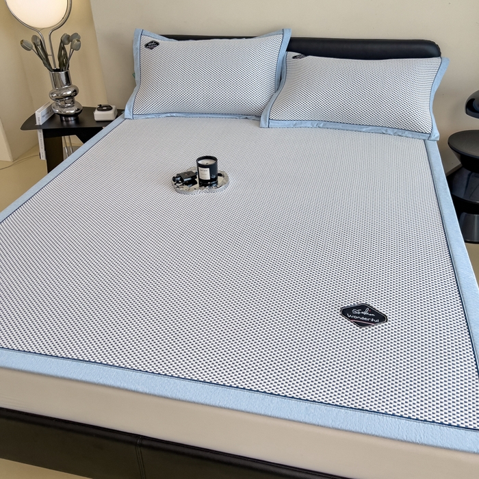 91家纺网 家纺一手货源 找家纺 印季家纺 2026新款凉感系列-华夫格凉感丝软席（床笠款） 藏蓝