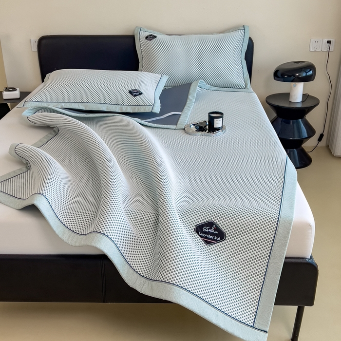 91家纺网 家纺一手货源 找家纺 印季家纺 2026新款凉感系列-华夫格凉感丝软席（床笠款） 墨绿