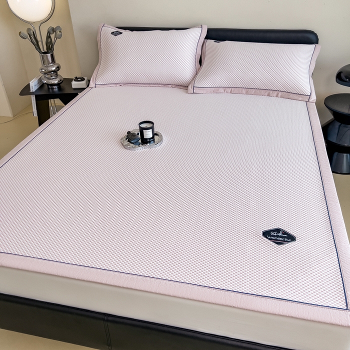 91家纺网 家纺一手货源 找家纺 印季家纺 2026新款凉感系列-华夫格凉感丝软席（床笠款） 浅粉