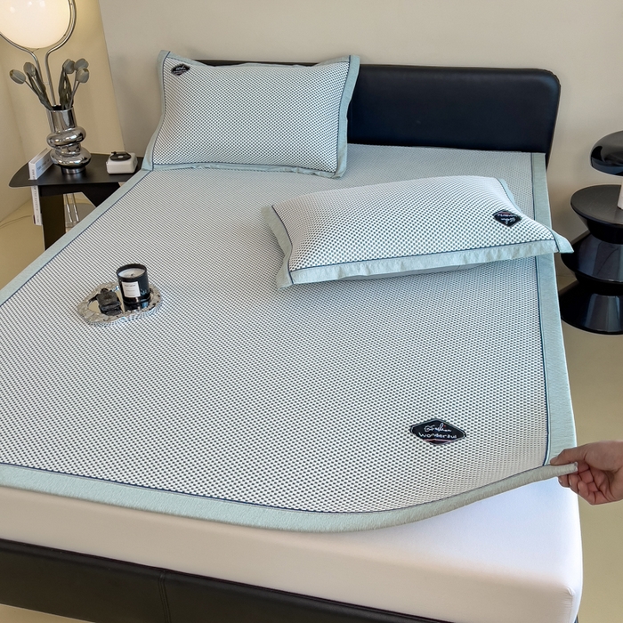 91家纺网 家纺一手货源 找家纺 印季家纺 2026新款凉感系列-华夫格凉感丝软席（床笠款） 墨绿