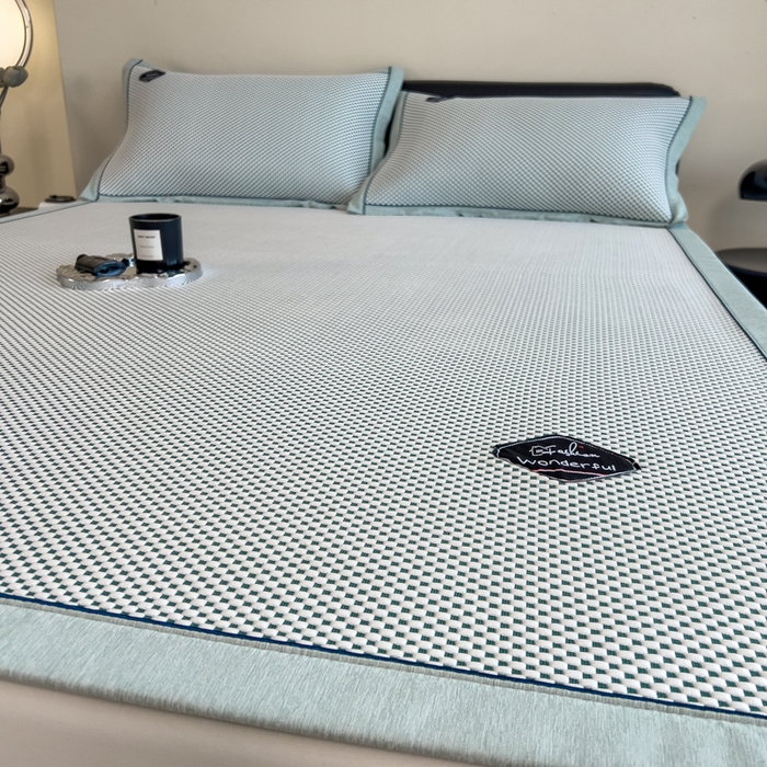 91家纺网 家纺一手货源 找家纺 印季家纺 2026新款凉感系列-华夫格凉感丝软席（床笠款） 墨绿