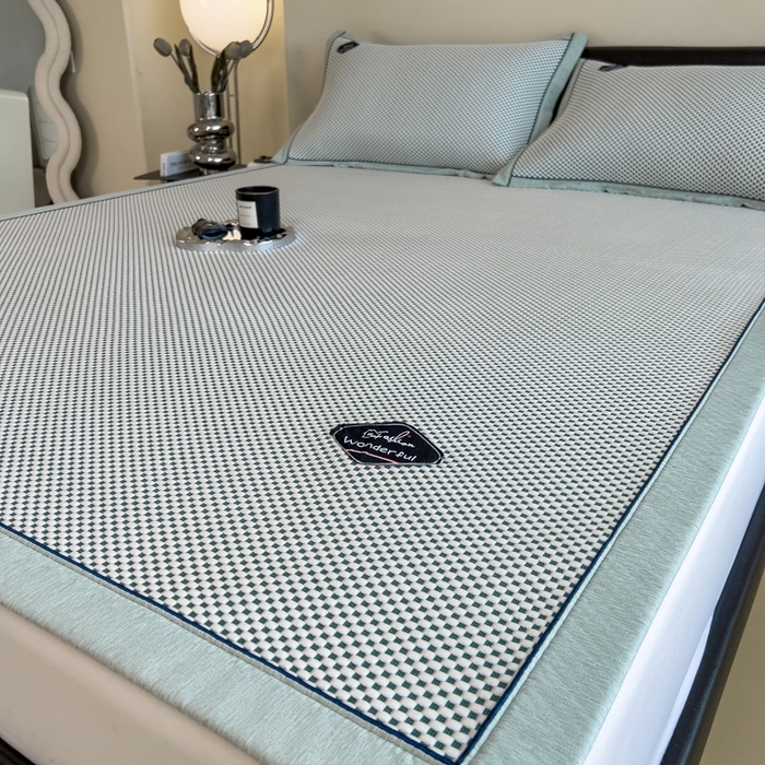 91家纺网 家纺一手货源 找家纺 印季家纺 2026新款凉感系列-华夫格凉感丝软席（床笠款） 墨绿