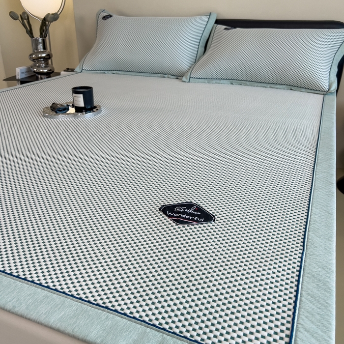 91家纺网 家纺一手货源 找家纺 印季家纺 2026新款凉感系列-华夫格凉感丝软席（床笠款） 墨绿