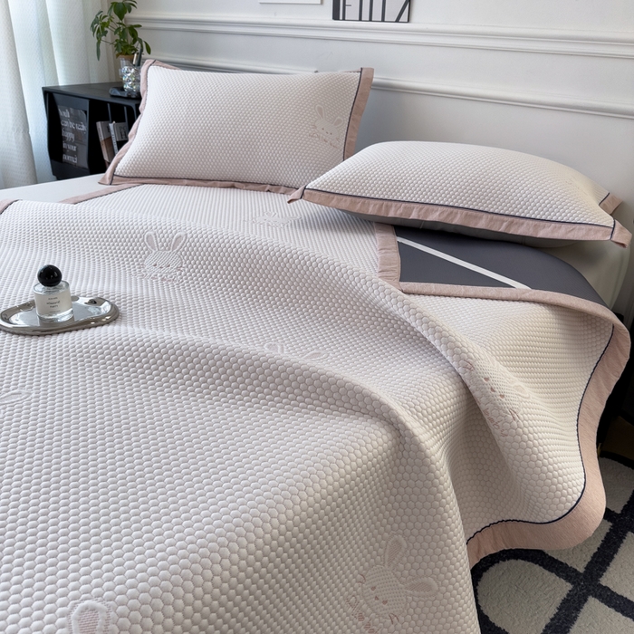 91家纺网 家纺一手货源 找家纺 （总）印季家纺 2026新款凉感系列-卡通凉感丝泡泡软席（床席款）