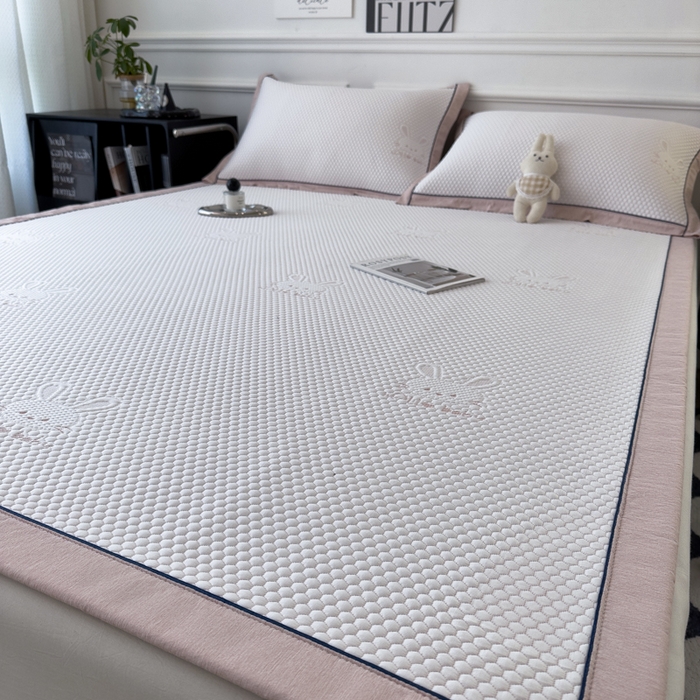 91家纺网 家纺一手货源 找家纺 （总）印季家纺 2026新款凉感系列-卡通凉感丝泡泡软席（床席款）