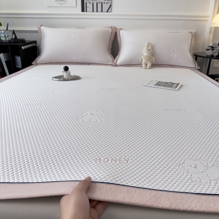 91家纺网 家纺一手货源 找家纺 （总）印季家纺 2026新款凉感系列-卡通凉感丝泡泡软席（床席款）