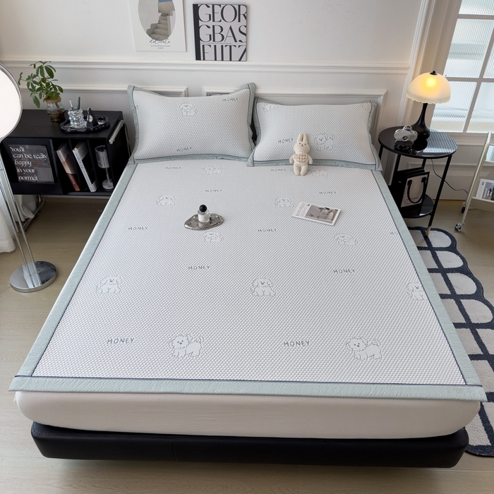 91家纺网 家纺一手货源 找家纺 印季家纺 2026新款凉感系列-卡通凉感丝泡泡软席（床席款） 小狗-绿