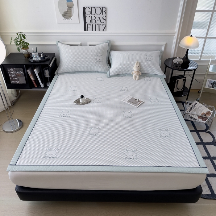 91家纺网 家纺一手货源 找家纺 印季家纺 2026新款凉感系列-卡通凉感丝泡泡软席（床席款） 兔子-绿