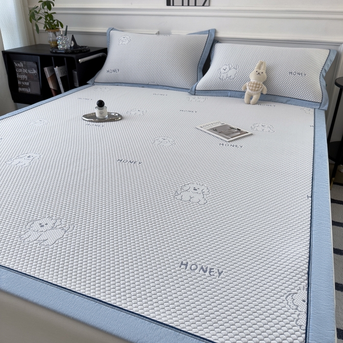 91家纺网 家纺一手货源 找家纺 印季家纺 2026新款凉感系列-卡通凉感丝泡泡软席（床席款） 小狗-蓝