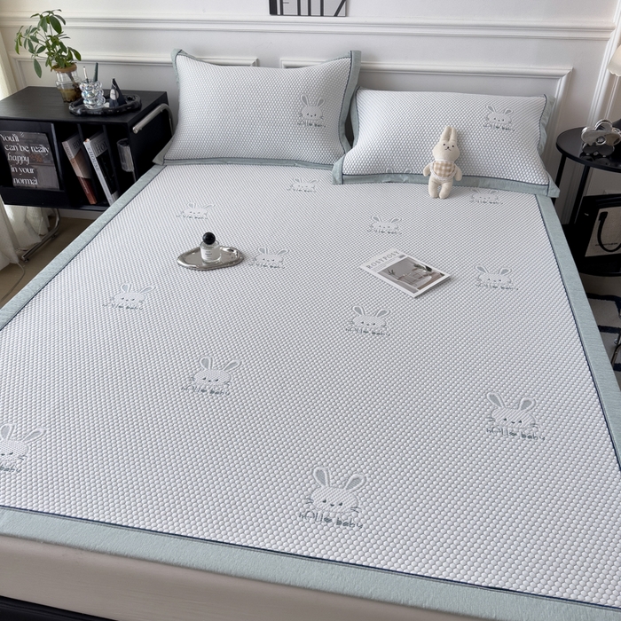 91家纺网 家纺一手货源 找家纺 印季家纺 2026新款凉感系列-卡通凉感丝泡泡软席（床席款） 兔子-绿