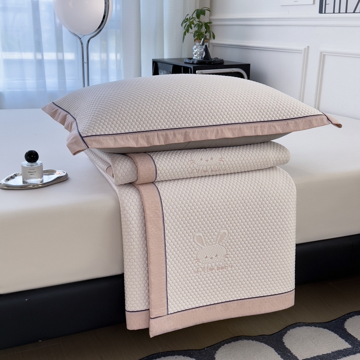 91家纺网 家纺一手货源 找家纺 （总）印季家纺 2026新款凉感系列-卡通凉感丝泡泡软席（床笠款）