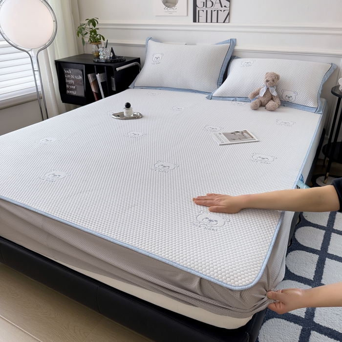 91家纺网 家纺一手货源 找家纺 （总）印季家纺 2026新款凉感系列-卡通凉感丝泡泡软席（床笠款）