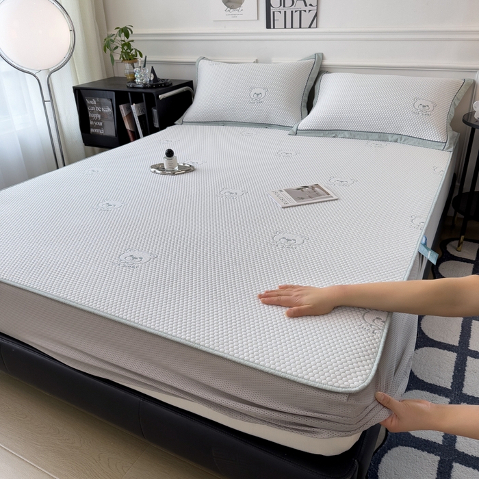 91家纺网 家纺一手货源 找家纺 （总）印季家纺 2026新款凉感系列-卡通凉感丝泡泡软席（床笠款）