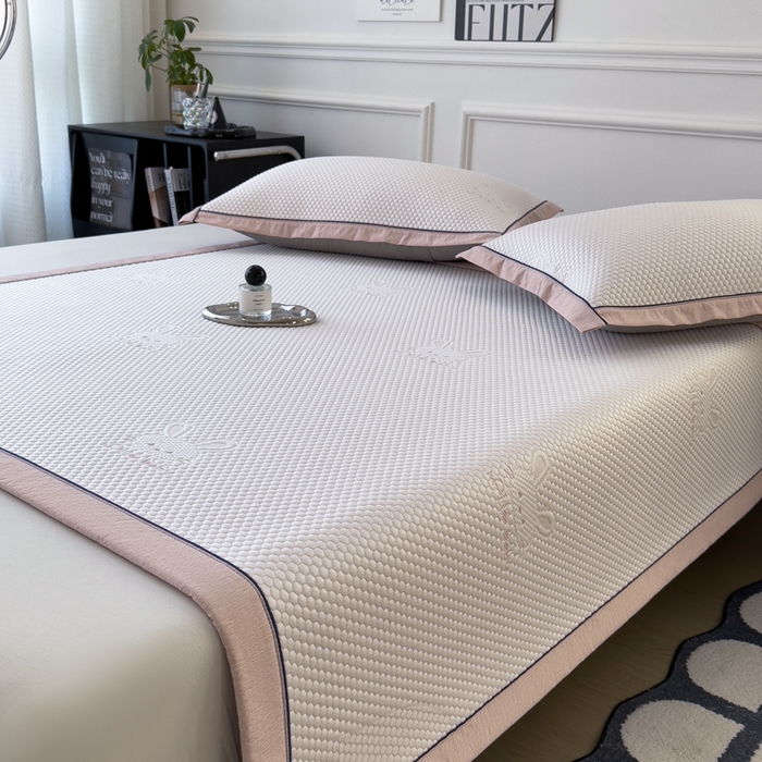 91家纺网 家纺一手货源 找家纺 印季家纺 2026新款凉感系列-卡通凉感丝泡泡软席（床笠款） 兔子-粉