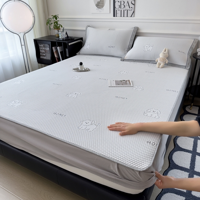 印季家纺 2026新款凉感系列-卡通凉感丝泡泡软席（床笠款） 小狗-灰