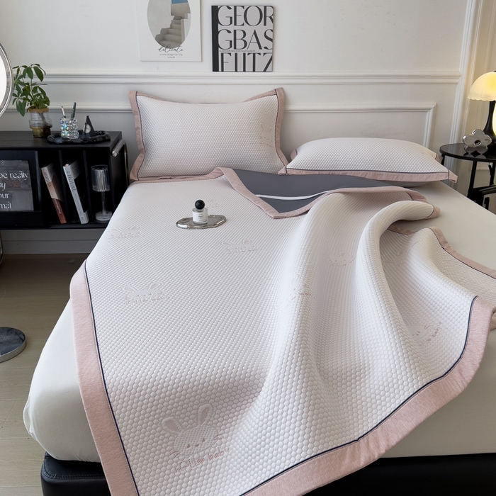 91家纺网 家纺一手货源 找家纺 印季家纺 2026新款凉感系列-卡通凉感丝泡泡软席（床笠款） 兔子-粉