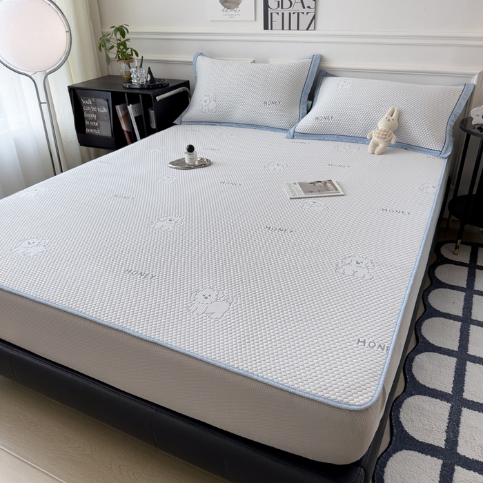 91家纺网 家纺一手货源 找家纺 印季家纺 2026新款凉感系列-卡通凉感丝泡泡软席（床笠款） 小狗-蓝