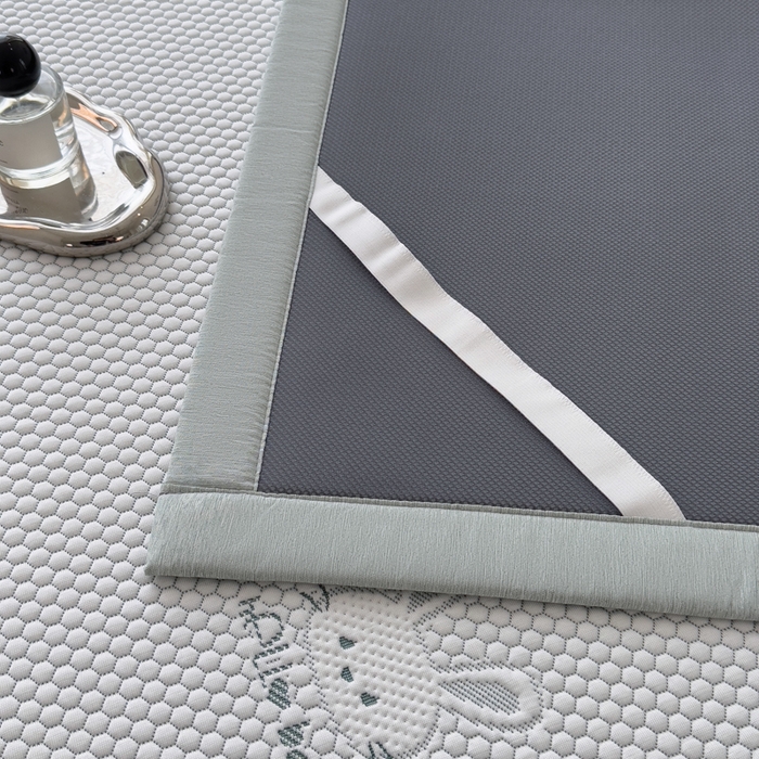 91家纺网 家纺一手货源 找家纺 印季家纺 2026新款凉感系列-卡通凉感丝泡泡软席（床笠款） 兔子-绿