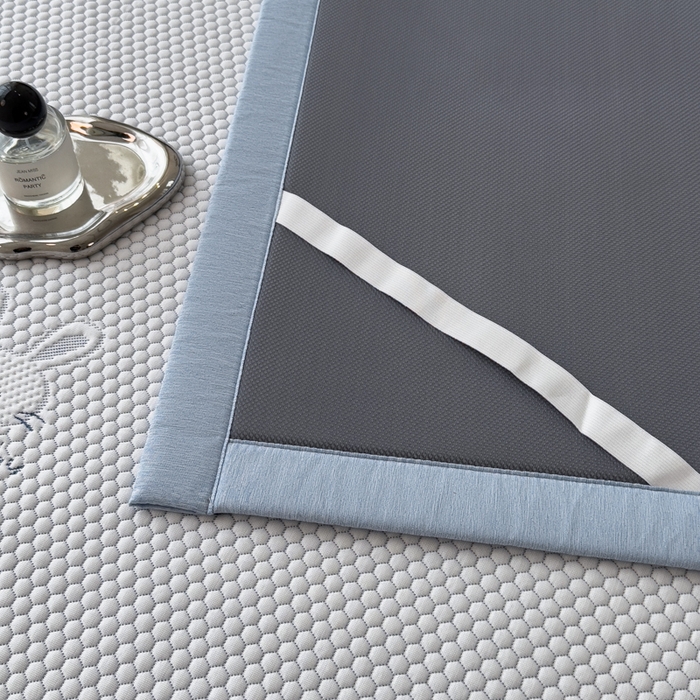 91家纺网 家纺一手货源 找家纺 印季家纺 2026新款凉感系列-卡通凉感丝泡泡软席（床笠款） 兔子-蓝