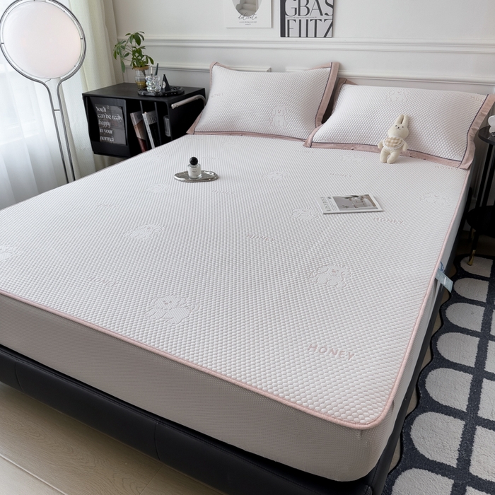 91家纺网 家纺一手货源 找家纺 印季家纺 2026新款凉感系列-卡通凉感丝泡泡软席（床笠款） 小狗-粉