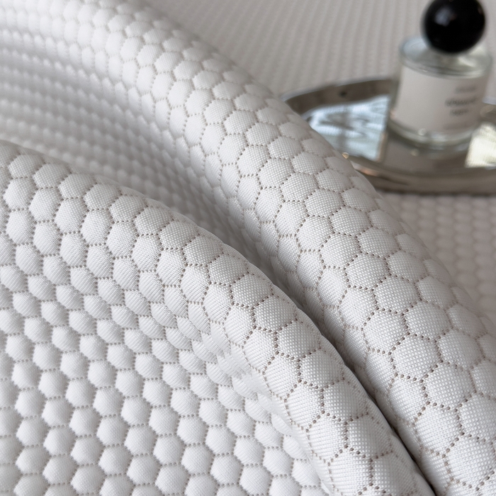 91家纺网 家纺一手货源 找家纺 印季家纺 2026新款凉感系列-卡通凉感丝泡泡软席（床笠款） 小熊-咖