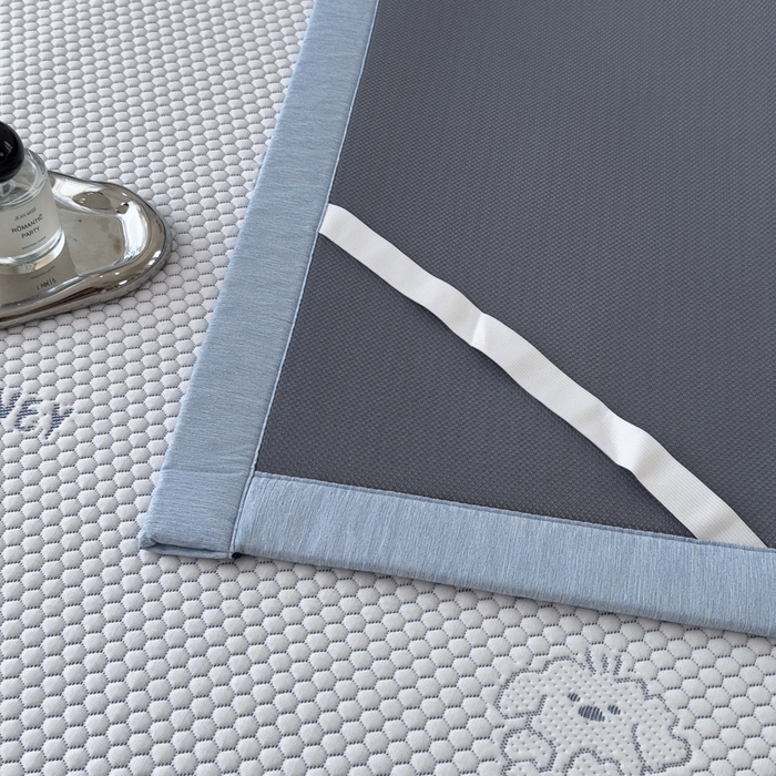 91家纺网 家纺一手货源 找家纺 印季家纺 2026新款凉感系列-卡通凉感丝泡泡软席（床笠款） 小狗-蓝