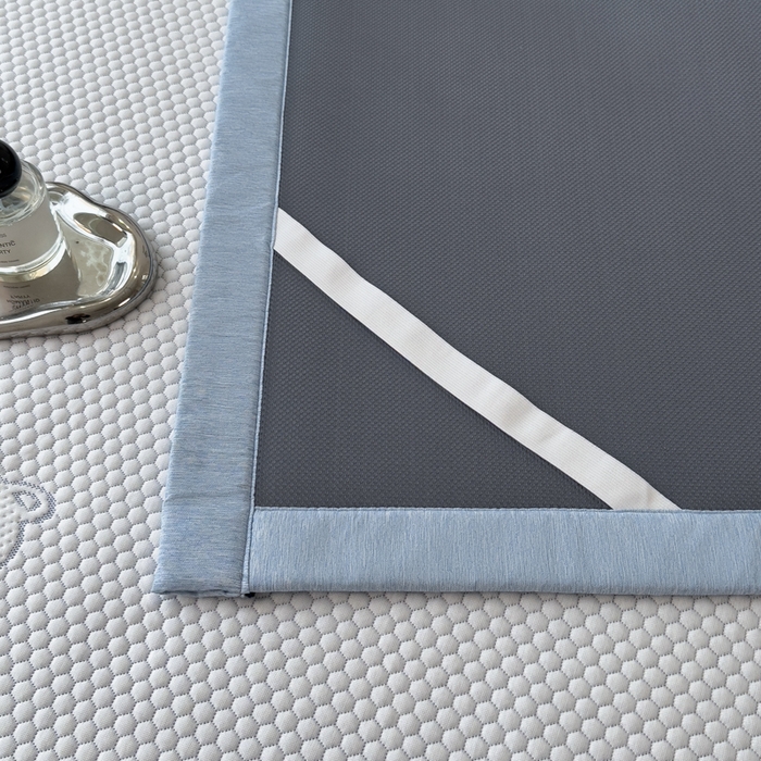 91家纺网 家纺一手货源 找家纺 印季家纺 2026新款凉感系列-卡通凉感丝泡泡软席（床笠款） 小熊-蓝