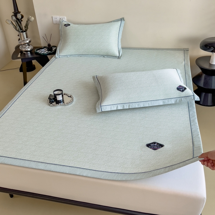 91家纺网 家纺一手货源 找家纺 印季家纺 2026新款凉感系列-丝滑凉感丝软席（床笠款） 肌理纹-绿色