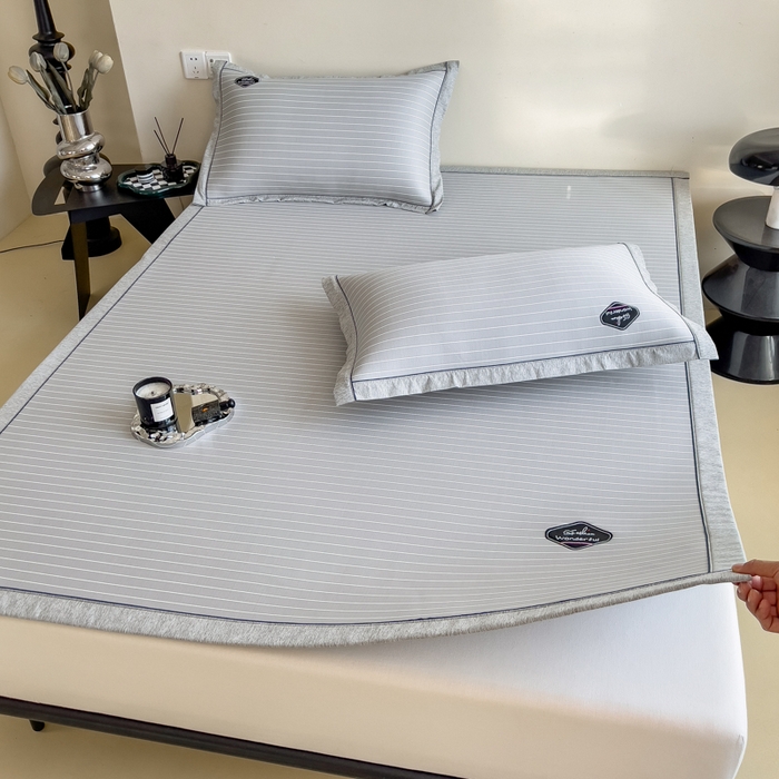 91家纺网 家纺一手货源 找家纺 印季家纺 2026新款凉感系列-丝滑凉感丝软席（床笠款） 条纹-灰色