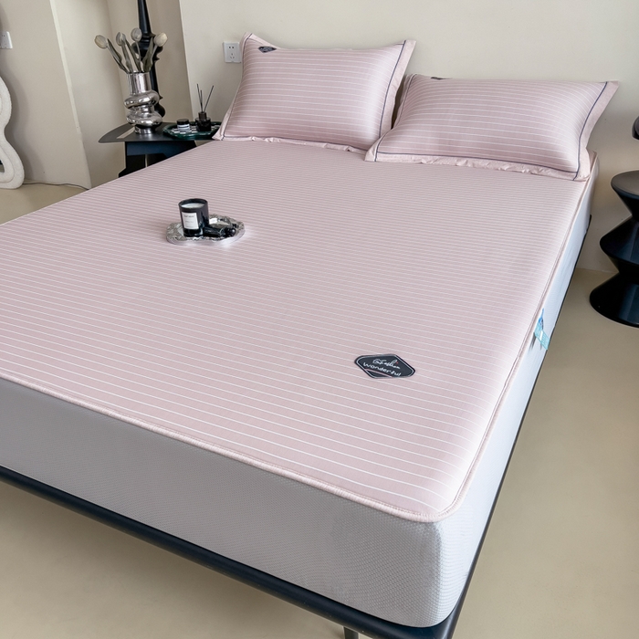 91家纺网 家纺一手货源 找家纺 印季家纺 2026新款凉感系列-丝滑凉感丝软席（床笠款） 条纹-粉色