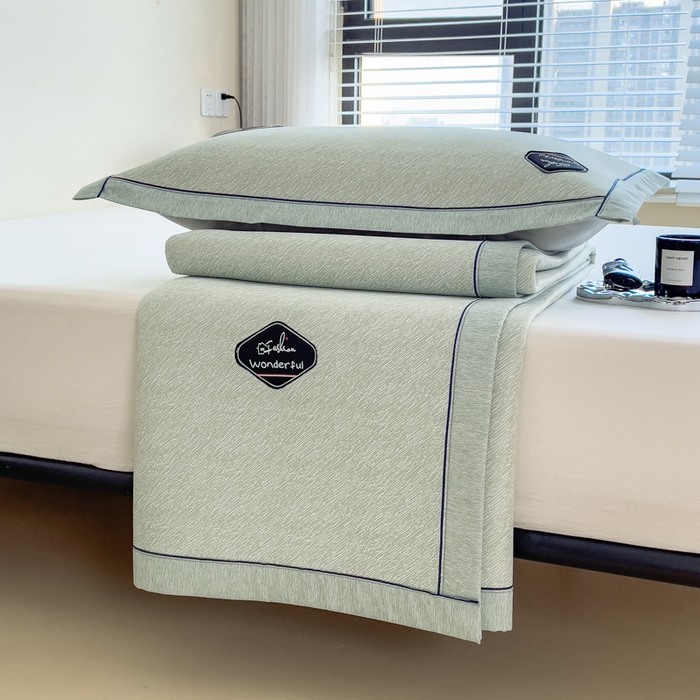 91家纺网 家纺一手货源 找家纺 印季家纺 2026新款凉感系列-丝滑凉感丝软席（床笠款） 肌理纹-绿色