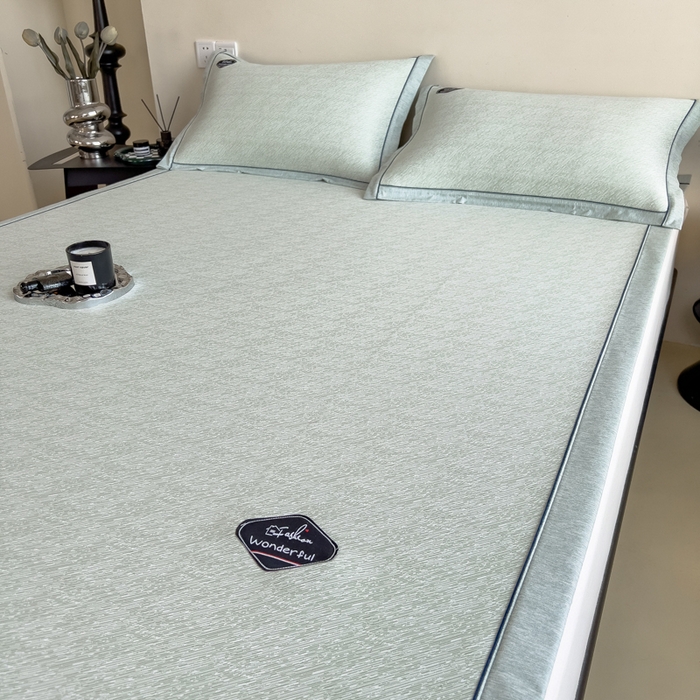 91家纺网 家纺一手货源 找家纺 印季家纺 2026新款凉感系列-丝滑凉感丝软席（床笠款） 肌理纹-绿色