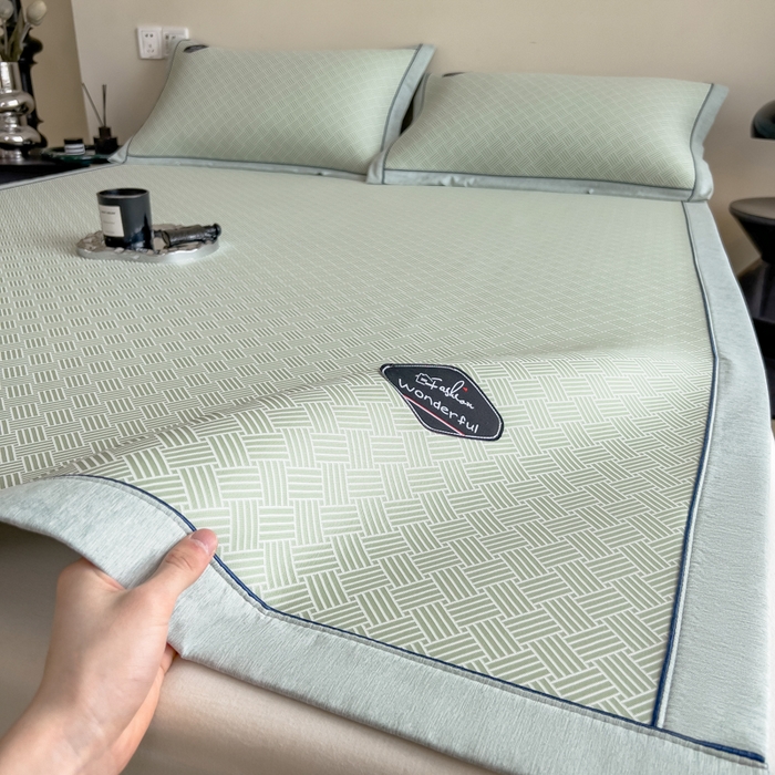 91家纺网 家纺一手货源 找家纺 印季家纺 2026新款凉感系列-丝滑凉感丝软席（床笠款） 交织-绿色