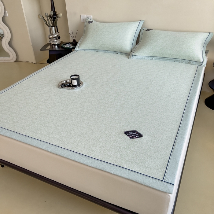 91家纺网 家纺一手货源 找家纺 印季家纺 2026新款凉感系列-丝滑凉感丝软席（床笠款） 肌理纹-绿色